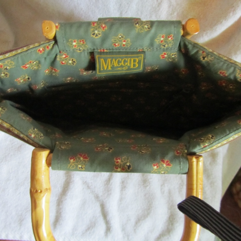 Maggi B Straw Purse W/Fabric Trim & Bamboo Handles - Picture 8 of 8